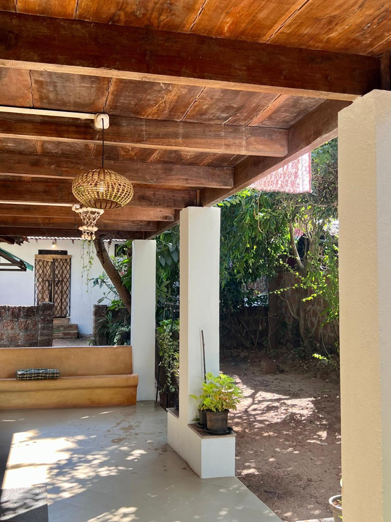 The Sunset Chalet Anjuna Exterior foto