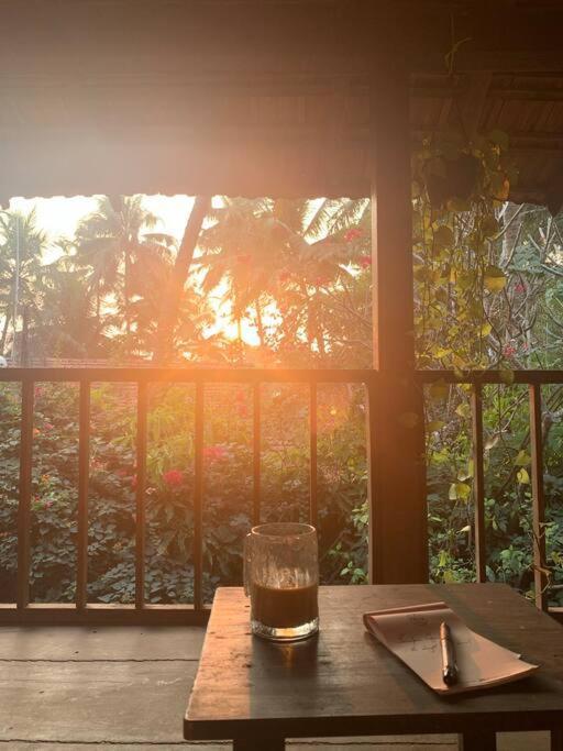 The Sunset Chalet Anjuna Exterior foto